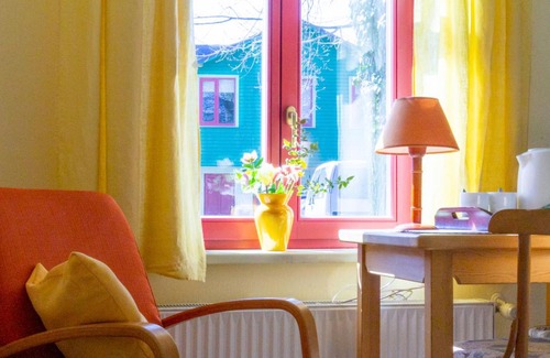 Ventspils Hotel | Raibie Logi