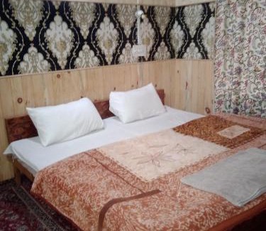 Pahalgam Hotel | Rainbow Palace Pahalgam
