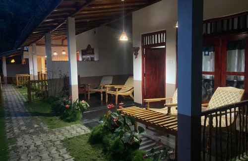 Ella House | Rainbow Sky Cottage