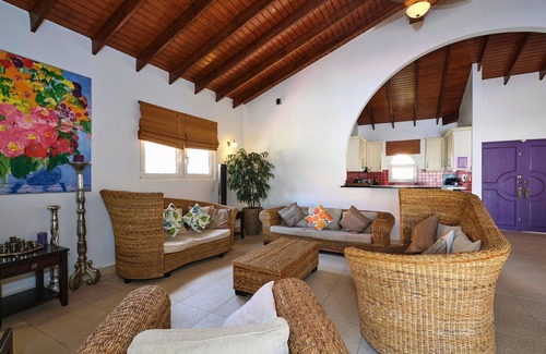 Sabana Liber Villa | Rainbow Villa - 5BR 2BA located in Noord