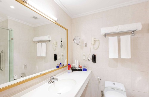 Bole Hotel | Ramada Addis, Addis Ababa