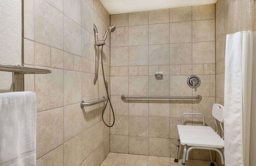 Paintsville Hotel | Ramada Hotel & Conference Center by Wyndham Paintsville