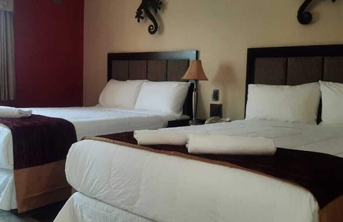 Flores Hotel | Ramada Tikal Isla De Flores Hotel