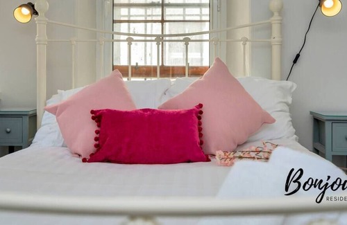 Old Town Apartment | Rare-Royal Mile-Free Parking & Private Entrance