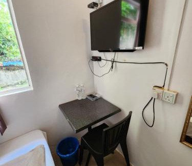 Batu Ferringhi Hotel | Rasa Motel at Batu Ferringhi