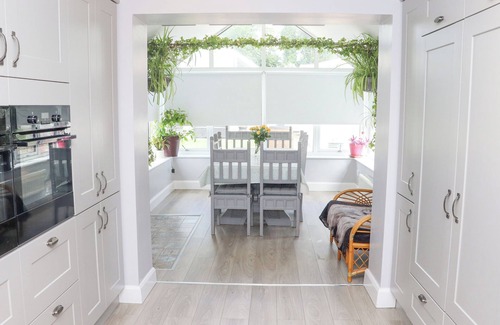 Ramsgrange Cottage | RATHROE MEADOWS, pet friendly in Ramsgrange, County Wexford