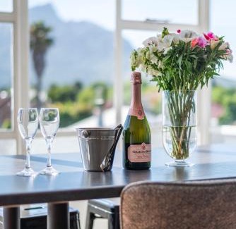 Claremont Apartment | Ravensberg Table Mountain Oasis