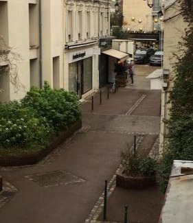 Rueil-Malmaison Apartment | Ravissant studio cosy et paisible - 10MC