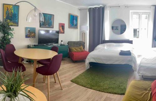 Rueil-Malmaison Apartment | Ravissant studio cosy et paisible - 10MC