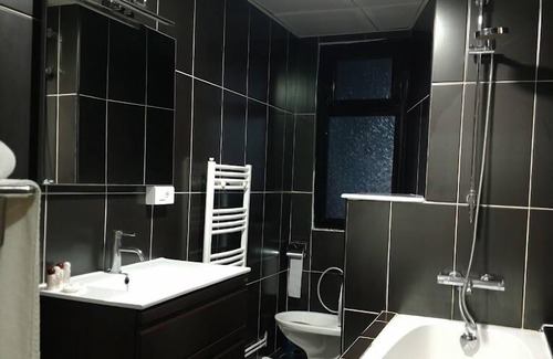 Bejaia Hotel | Raya Tichy