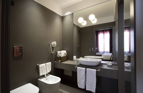 Trapani City Centre Hotel | Re Sale