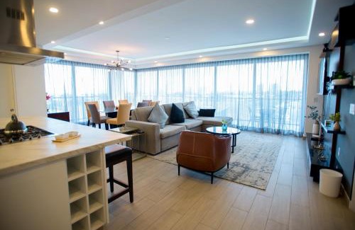 Zapopan House | Real View Towers E201