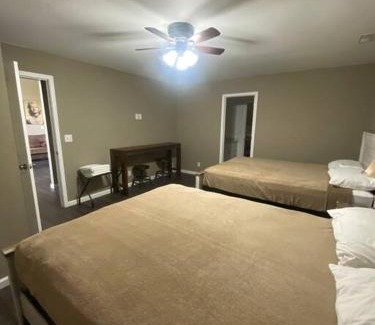 Lake Ozark House | Red Cabin Sleep 16