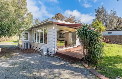 Silverleaves House | RED DOOR COTTAGE 2-6