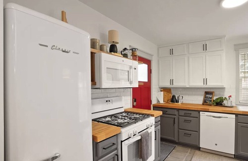 Coeur d'Alene House | RED DOOR RETREATnCoeur d'Alene