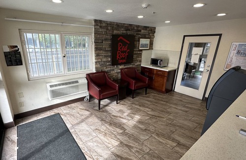 Hayward Hotel | Red Roof Inn Hayward