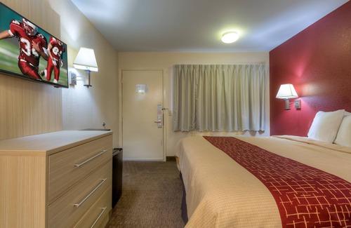 Ellendale Hotel | Red Roof Inn Memphis East