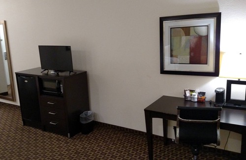 Longview Hotel | Red Roof Inn & Suites Longview