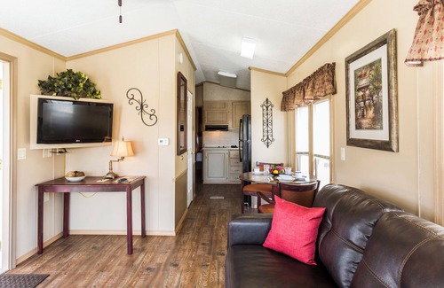 Kinder House | Red Shoes RV Park