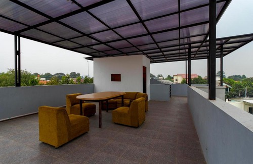 Jakarta House | RedDoorz @ Jagakarsa 2