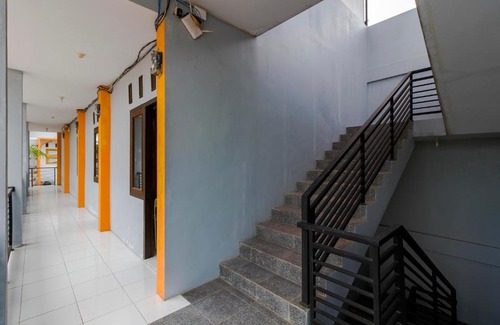 Jakarta House | RedDoorz @ Jagakarsa 2