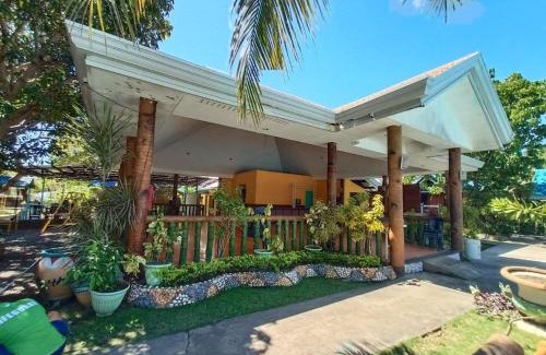 Cordova Hotel | RedDoorz Near Gaisano Grand Cordova