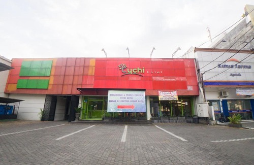 Klojen Hotel | RedDoorz Plus @ Celaket