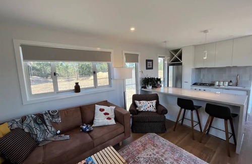 Lake Fyans Cabin | Redman View - Luxury rural cabin