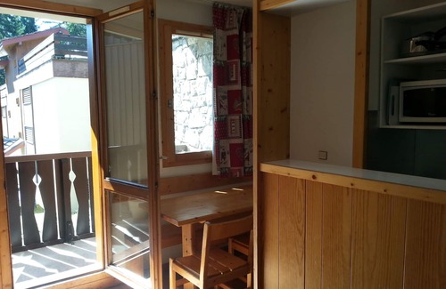 Courchevel Apartment | REDUCED RATE: COURCHEVEL 1550: summer or winter an apartment for 4 people