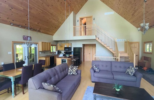 Whitewater Region Cottage | Redwing Lake house, waterfront property on Muskrat lake. Game room & big dock.