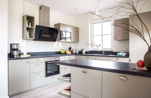Fuhlendorf House | Reetdachhaus in Bodstedt mit Sauna am Bodden