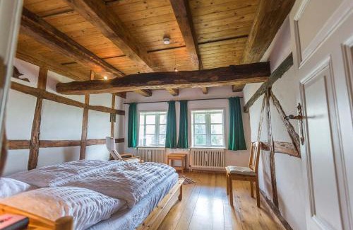 Unbesandten Apartment | Reetdachhaus mit Elbblick