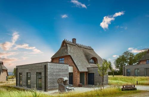 Nieby House | Reetdorf Geltinger Birk Atelierhaus Morsezeichen