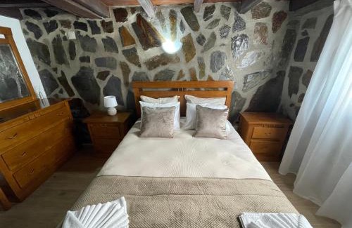 Castanheira de Pera House | Refúgio das Rocas