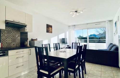 Arzon Apartment | REF 062 Appartement T3 pour quatre personnes proche port Crouesty à ARZON