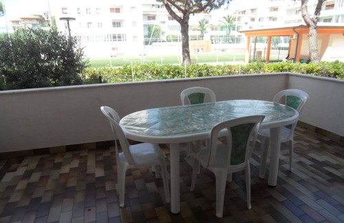 Villa Musone Apartment | Ref. 45 Summer rental – Three bedroom apartment 150 m from the sea, sleeps 7