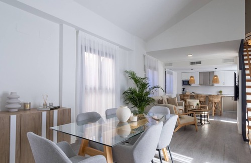Central District Apartment | Ref. 507113