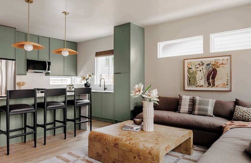 East MLK House | Refined Luxury Austin Escape | Hot Tub