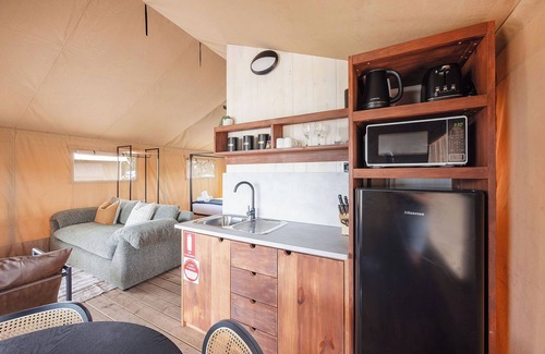 Hawks Nest Other | Reflections Hawks Nest - Holiday Park