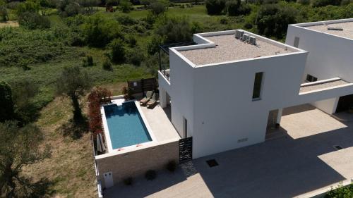 Sukosan Villa | Reful