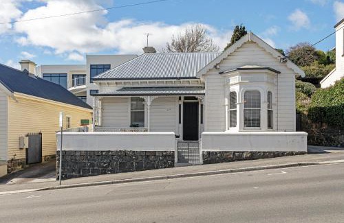 Launceston CBD House | Regal on George, Launceston