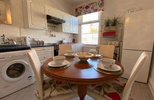 Blackpool Town Center Apartment | Regent Apartment 1 - Located in the heart of Central Blackpool