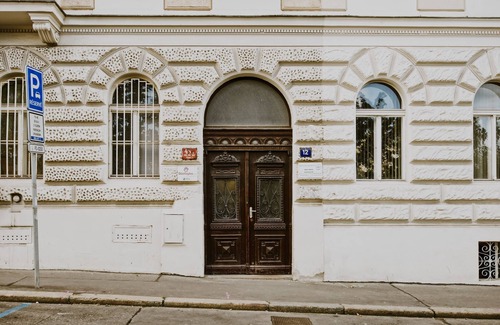 Prague 2 Apartment | Relax and dream in blue apt, 3mins to Wenceslas sq., BLUE