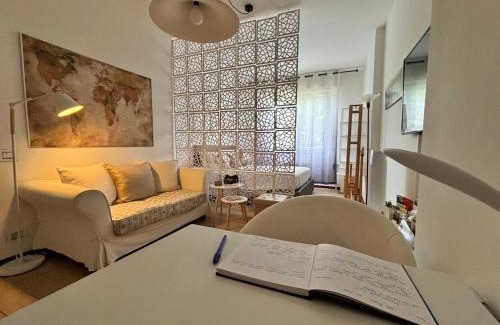 Bergamo Apartment | Relax & Comfort Redona 8 Green Oasis near City Centre