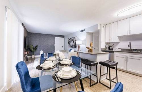 Beach Park Apartment | Relax in Tampa | 2BR with Pool & Fitness Center