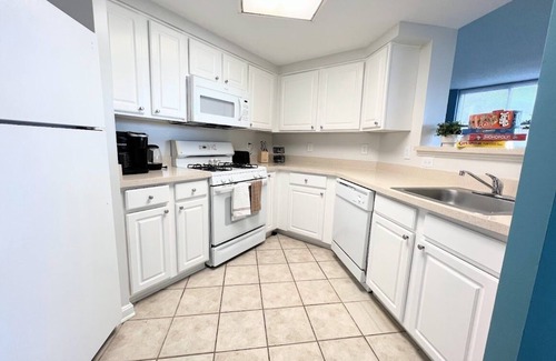 Ballston Apartment | Relax & Unwind Ballston 5 Beds