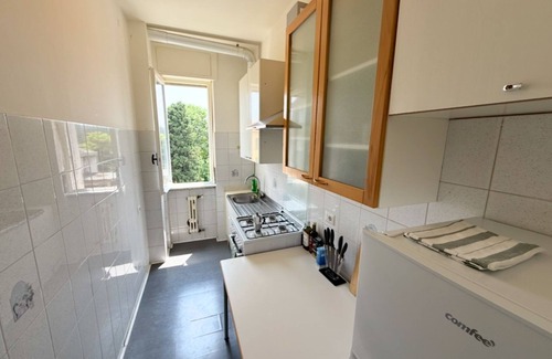 Albate Apartment | Relaxed Como Base w. Balcony