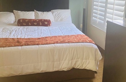 Windermere Condo | Relaxing 1bedroom Condo by Universal & Disney 7min walk ICON park & Orlando eye