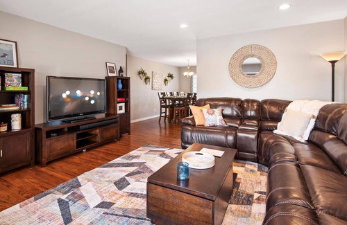 Coyote Gulch House | Relaxing Escape Complete With Home Theater and BBQ