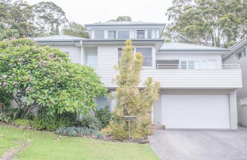 Terrigal House | Relaxing Retreat in Terrigal